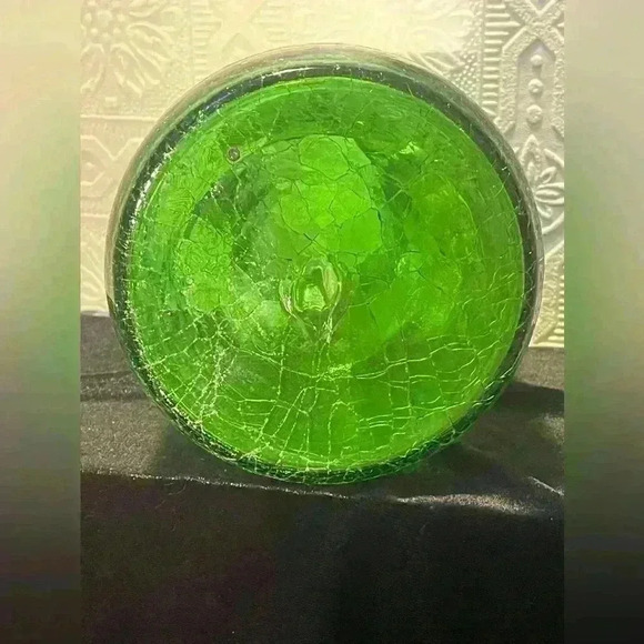 Vintage  Bohemian Green Crackle Gold-Gilded Vase - Picture 6 of 12